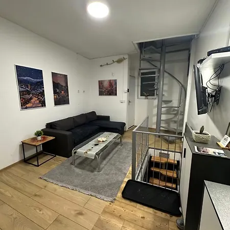 Old Town Loft 23 Apartment